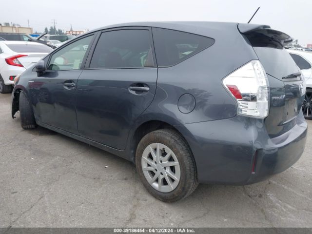 Photo 2 VIN: JTDZN3EU5C3169858 - TOYOTA PRIUS V 