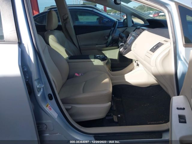 Photo 4 VIN: JTDZN3EU5D3230045 - TOYOTA PRIUS V 