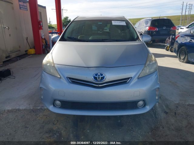 Photo 5 VIN: JTDZN3EU5D3230045 - TOYOTA PRIUS V 