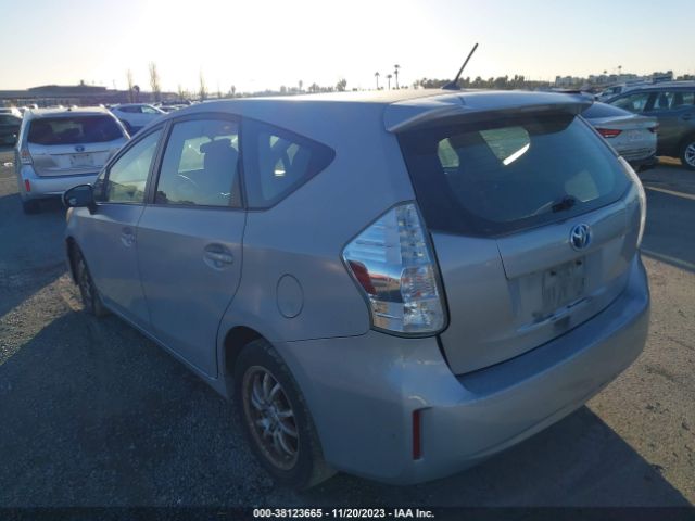 Photo 2 VIN: JTDZN3EU5D3272330 - TOYOTA PRIUS V 