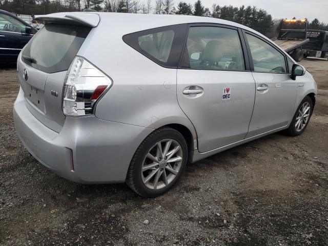 Photo 2 VIN: JTDZN3EU5E3321009 - TOYOTA PRIUS V 