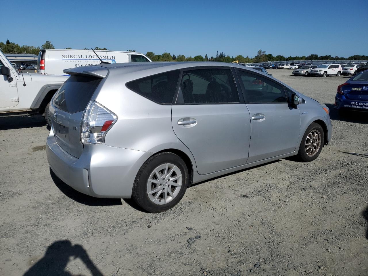 Photo 2 VIN: JTDZN3EU5EJ012006 - TOYOTA PRIUS 