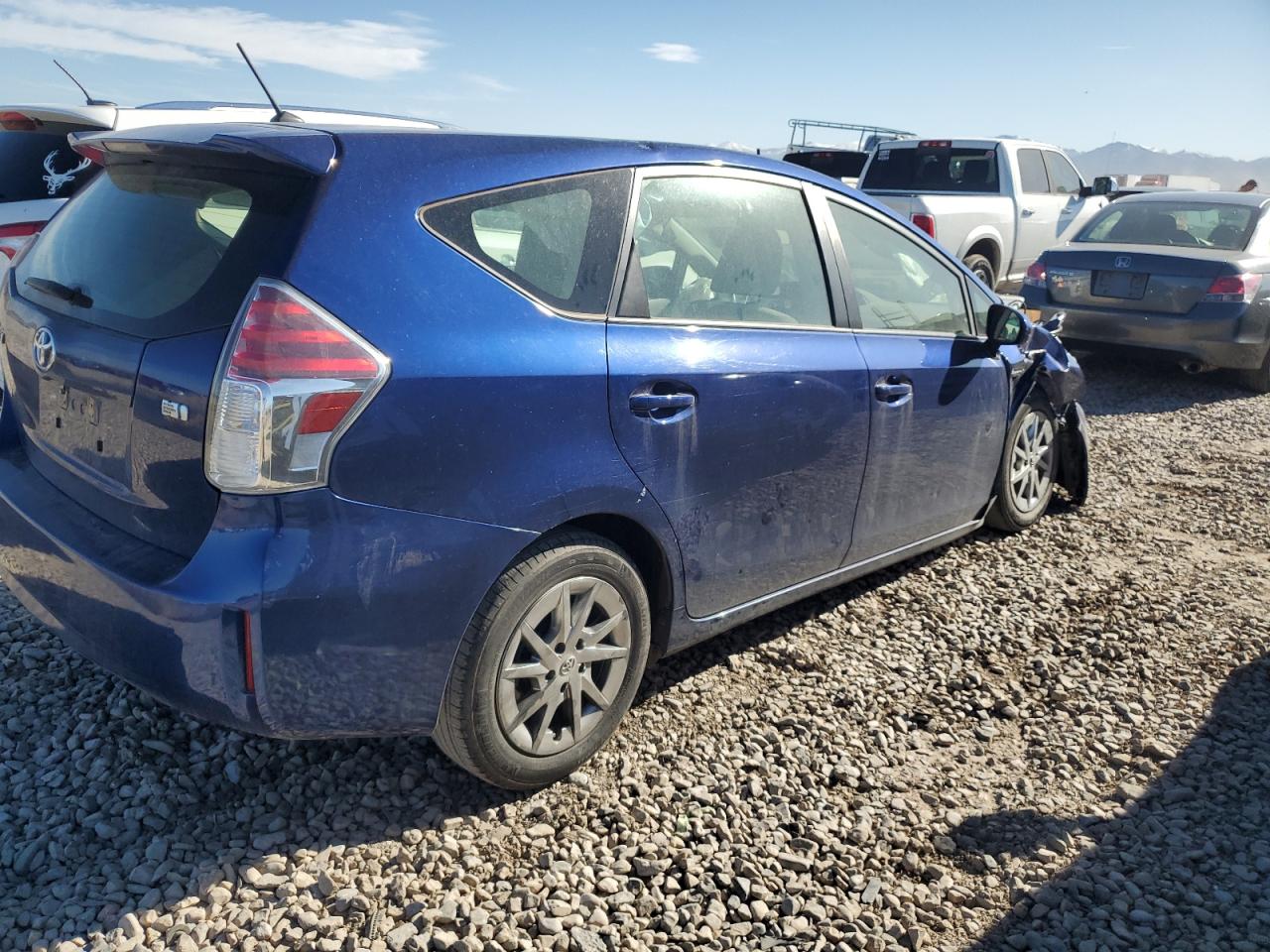 Photo 2 VIN: JTDZN3EU5GJ046367 - TOYOTA PRIUS 