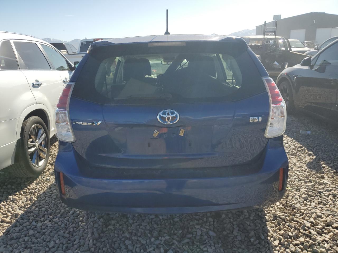 Photo 5 VIN: JTDZN3EU5GJ046367 - TOYOTA PRIUS 