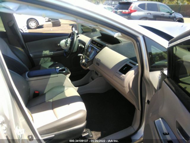 Photo 4 VIN: JTDZN3EU5HJ065812 - TOYOTA PRIUS V 