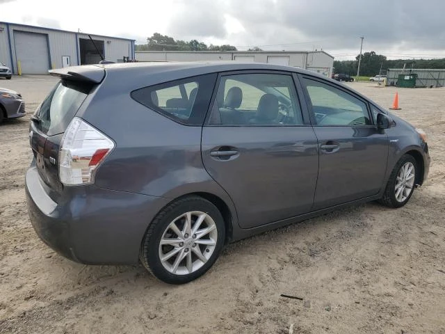 Photo 2 VIN: JTDZN3EU6C3013232 - TOYOTA PRIUS V 