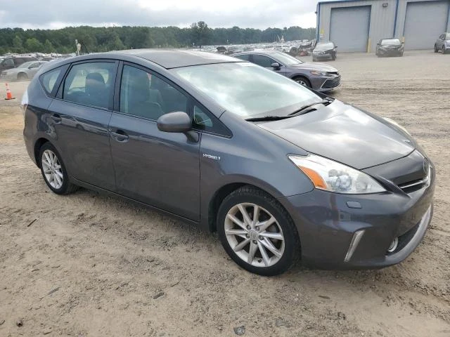 Photo 3 VIN: JTDZN3EU6C3013232 - TOYOTA PRIUS V 