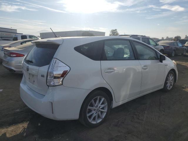 Photo 3 VIN: JTDZN3EU6C3084284 - TOYOTA PRIUS V 