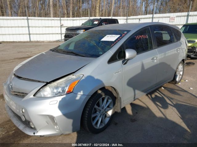 Photo 1 VIN: JTDZN3EU6C3112133 - TOYOTA PRIUS V 