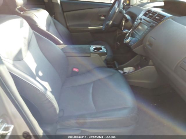 Photo 4 VIN: JTDZN3EU6C3112133 - TOYOTA PRIUS V 