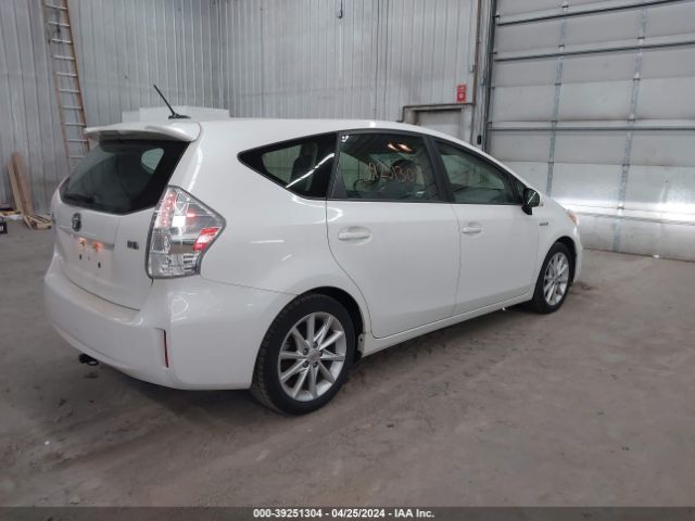 Photo 3 VIN: JTDZN3EU6C3114545 - TOYOTA PRIUS V 