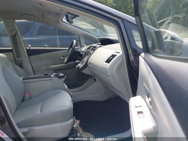 Photo 4 VIN: JTDZN3EU6C3119793 - TOYOTA PRIUS V 