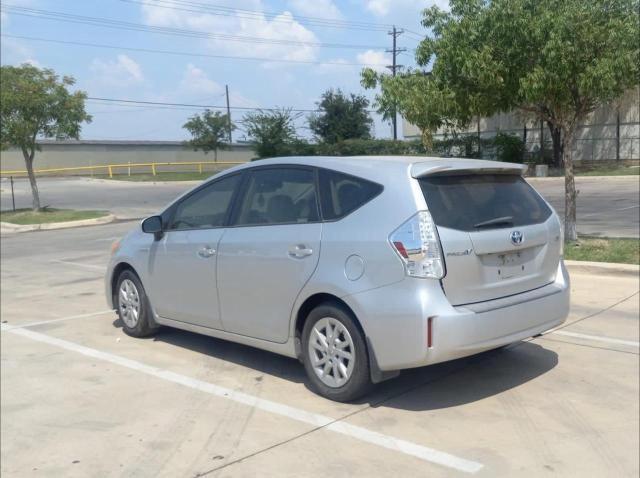 Photo 2 VIN: JTDZN3EU6C3143883 - TOYOTA PRIUS V 