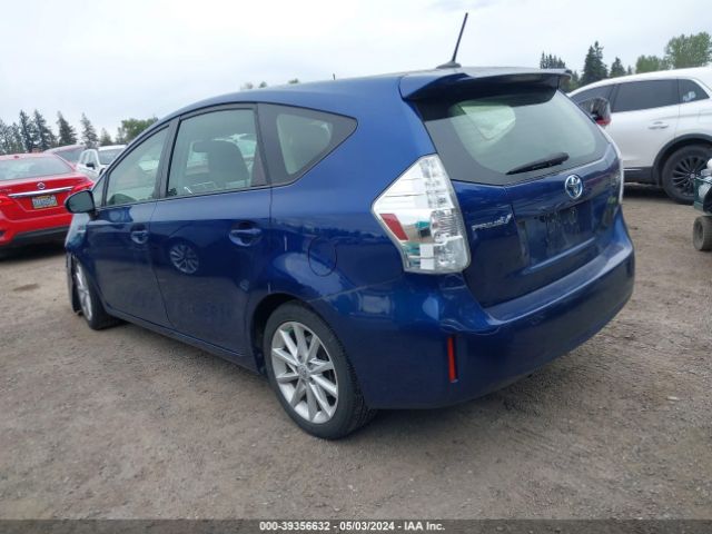 Photo 2 VIN: JTDZN3EU6C3155581 - TOYOTA PRIUS V 