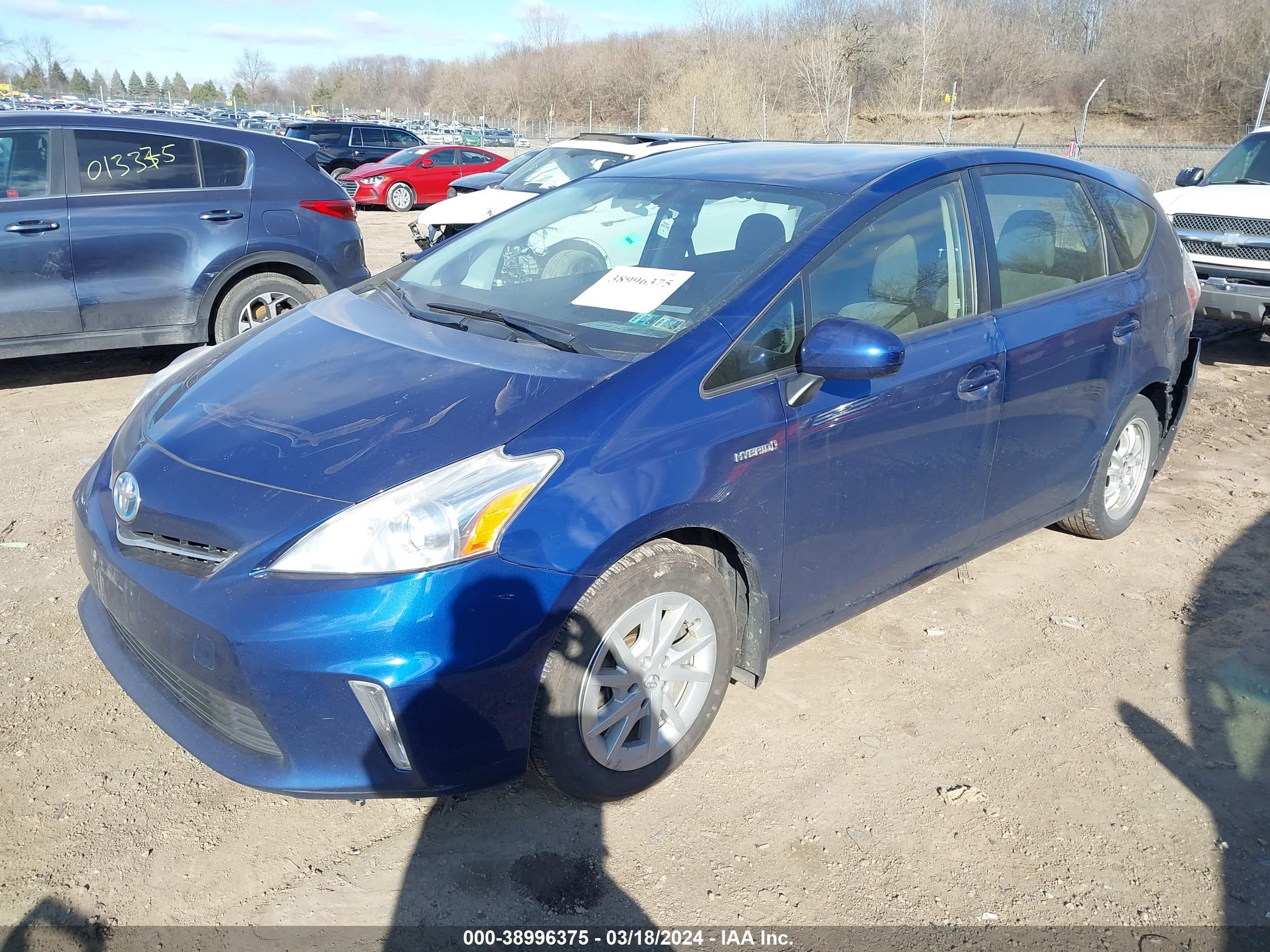 Photo 1 VIN: JTDZN3EU6C3171330 - TOYOTA PRIUS V (+) 