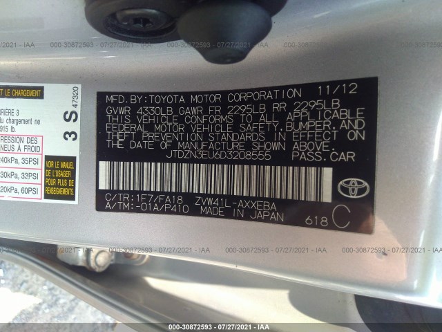 Photo 8 VIN: JTDZN3EU6D3208555 - TOYOTA PRIUS V 