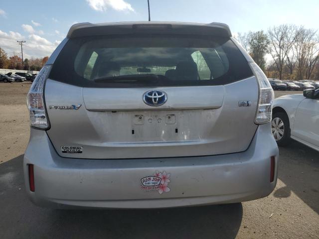 Photo 5 VIN: JTDZN3EU6D3252832 - TOYOTA PRIUS V 