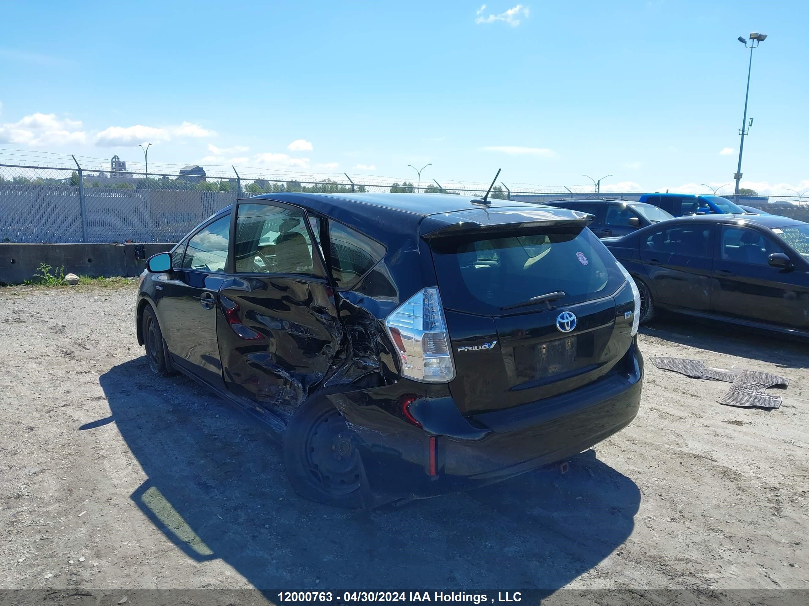 Photo 2 VIN: JTDZN3EU6EJ002696 - TOYOTA PRIUS V (+) 