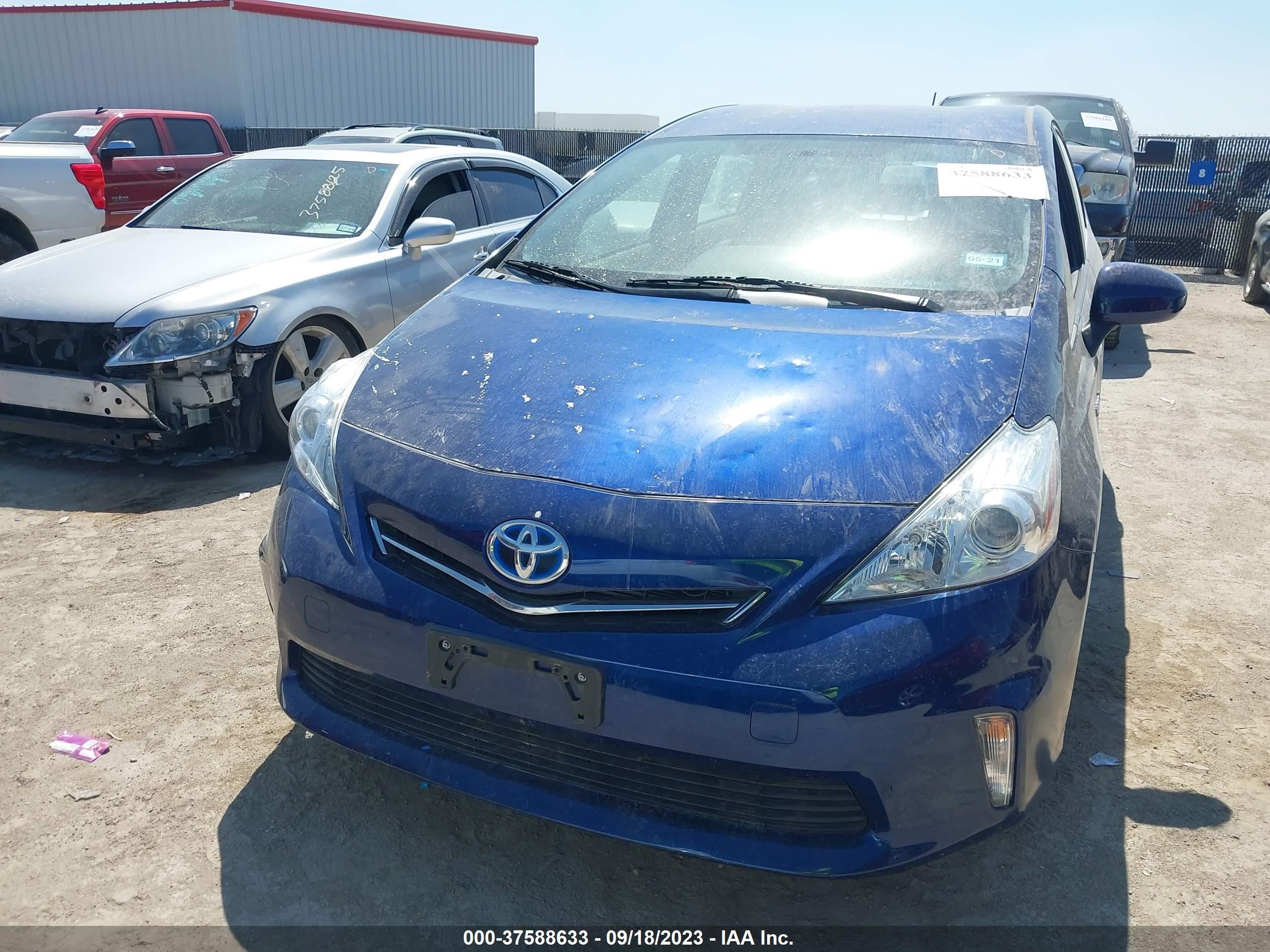 Photo 11 VIN: JTDZN3EU6EJ006103 - TOYOTA PRIUS V (+) 