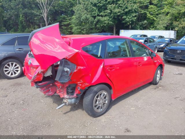 Photo 3 VIN: JTDZN3EU6FJ024523 - TOYOTA PRIUS V 