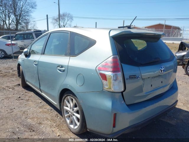 Photo 2 VIN: JTDZN3EU6FJ030967 - TOYOTA PRIUS V 