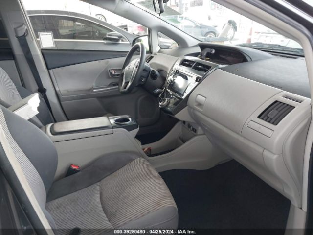 Photo 4 VIN: JTDZN3EU6HJ058979 - TOYOTA PRIUS V 