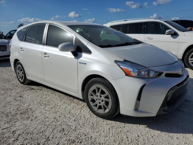 Photo 3 VIN: JTDZN3EU6HJ061865 - TOYOTA PRIUS V 