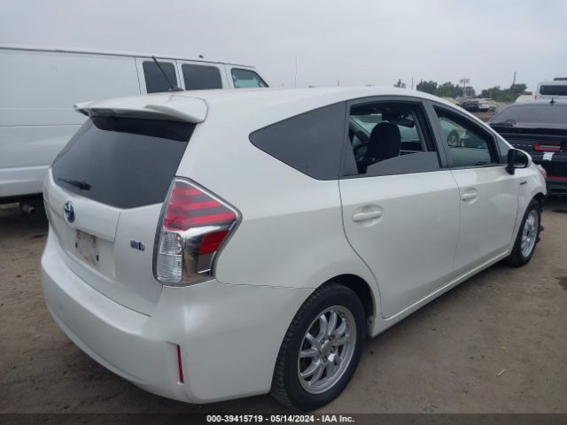 Photo 3 VIN: JTDZN3EU6HJ072722 - TOYOTA PRIUS V 