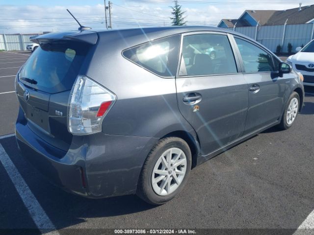 Photo 3 VIN: JTDZN3EU7C3021100 - TOYOTA PRIUS V 