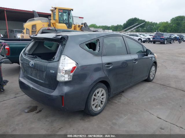 Photo 3 VIN: JTDZN3EU7C3035272 - TOYOTA PRIUS V 