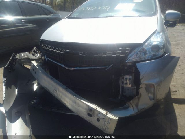 Photo 5 VIN: JTDZN3EU7C3037054 - TOYOTA PRIUS V 