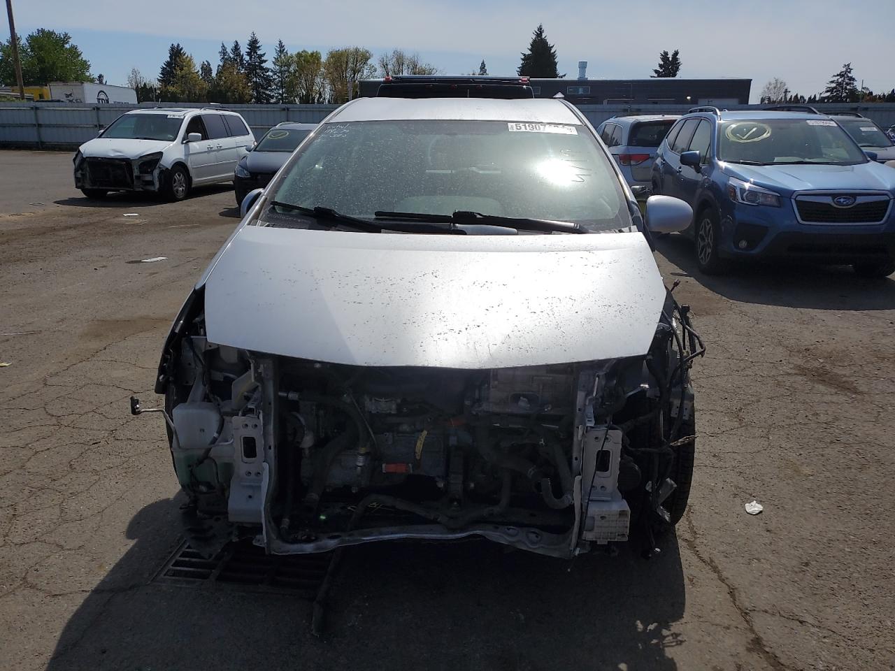 Photo 4 VIN: JTDZN3EU7C3050208 - TOYOTA PRIUS 