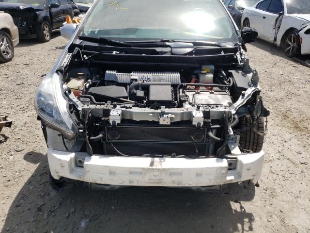 Photo 8 VIN: JTDZN3EU7C3074900 - TOYOTA PRIUS V 