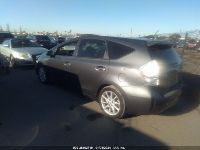 Photo 2 VIN: JTDZN3EU7C3110634 - TOYOTA PRIUS V 