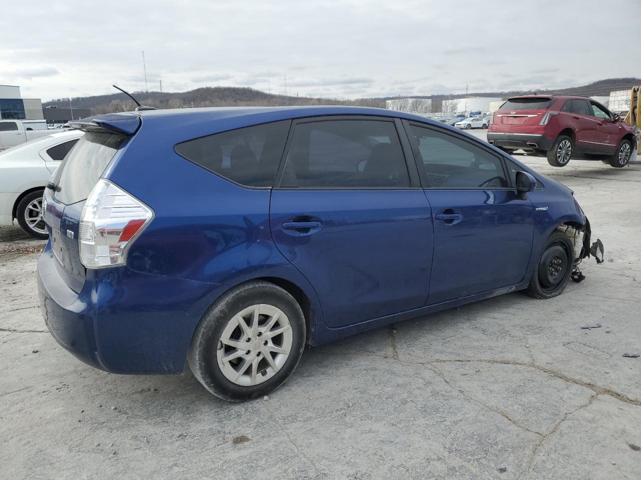 Photo 2 VIN: JTDZN3EU7C3115087 - TOYOTA PRIUS 