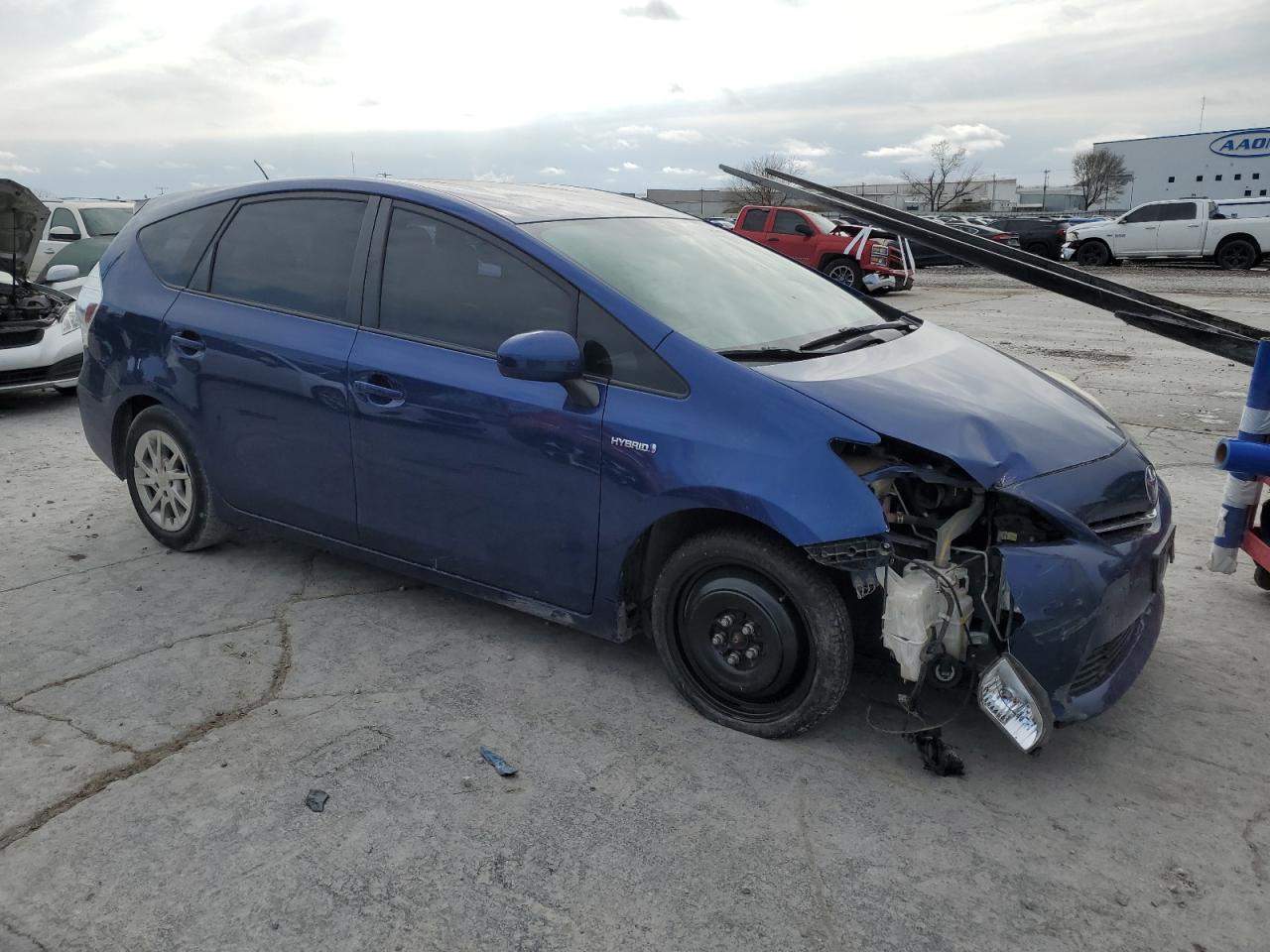 Photo 3 VIN: JTDZN3EU7C3115087 - TOYOTA PRIUS 