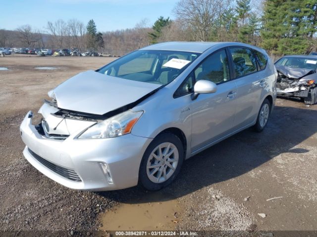 Photo 1 VIN: JTDZN3EU7C3135288 - TOYOTA PRIUS V 