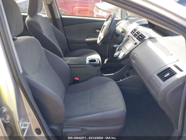 Photo 4 VIN: JTDZN3EU7C3135288 - TOYOTA PRIUS V 