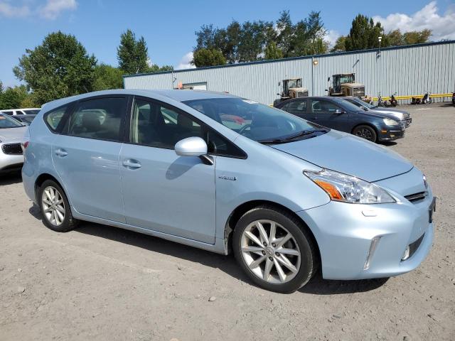 Photo 3 VIN: JTDZN3EU7C3150518 - TOYOTA PRIUS V 