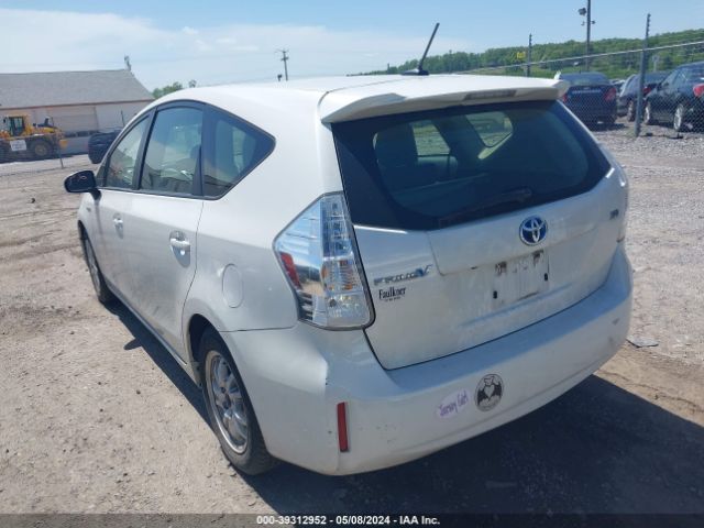 Photo 2 VIN: JTDZN3EU7C3169702 - TOYOTA PRIUS V 