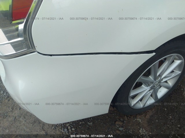 Photo 5 VIN: JTDZN3EU7D3200108 - TOYOTA PRIUS V 