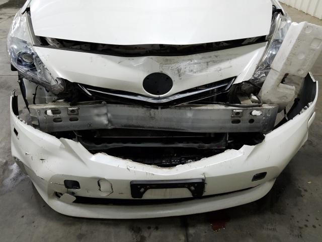 Photo 8 VIN: JTDZN3EU7D3251303 - TOYOTA PRIUS V 