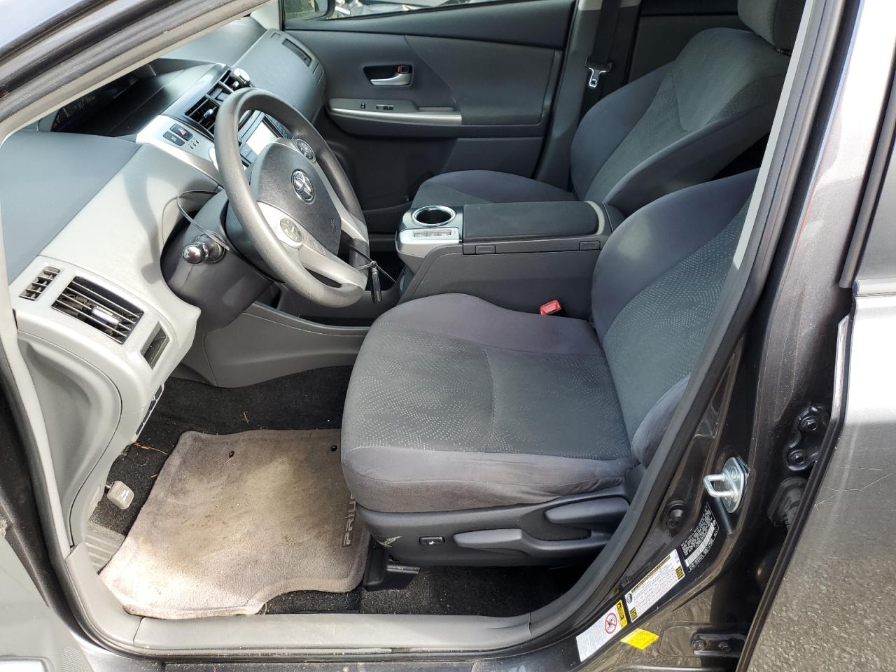 Photo 6 VIN: JTDZN3EU7E3308603 - TOYOTA PRIUS V 