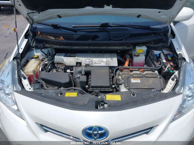 Photo 9 VIN: JTDZN3EU7E3333260 - TOYOTA PRIUS V 