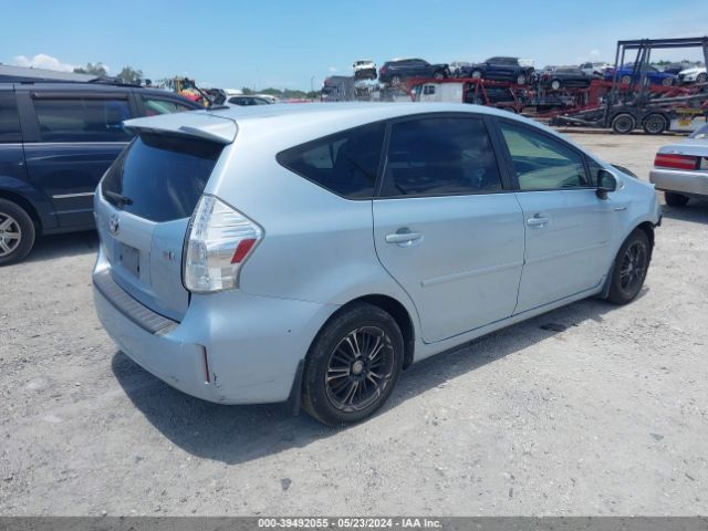 Photo 3 VIN: JTDZN3EU7EJ001556 - TOYOTA PRIUS V 