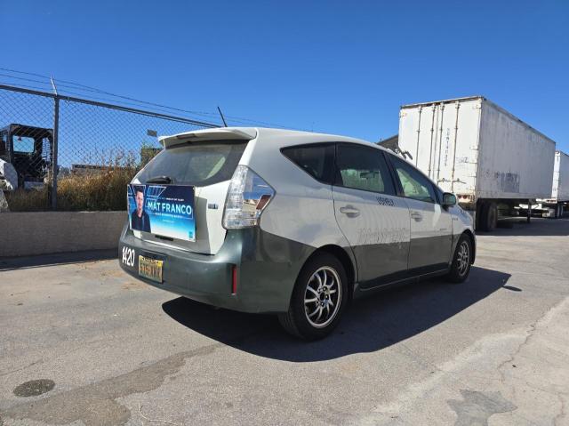 Photo 3 VIN: JTDZN3EU7EJ008510 - TOYOTA PRIUS V 