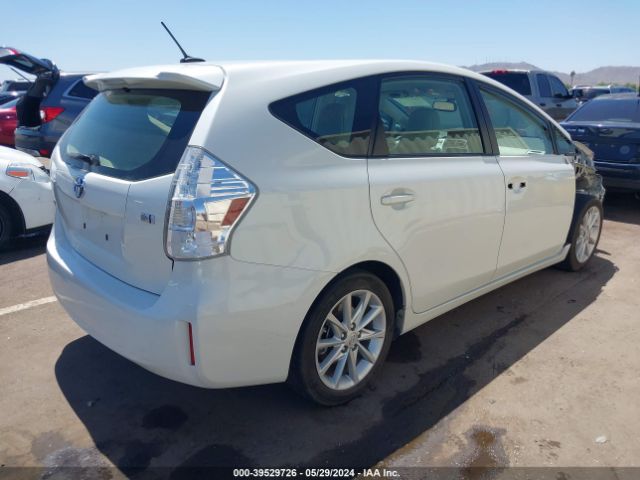 Photo 3 VIN: JTDZN3EU7EJ015277 - TOYOTA PRIUS V 