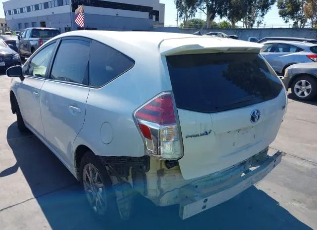 Photo 2 VIN: JTDZN3EU7FJ031948 - TOYOTA PRIUS V 