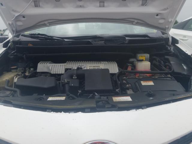 Photo 6 VIN: JTDZN3EU7GJ048072 - TOYOTA PRIUS V 