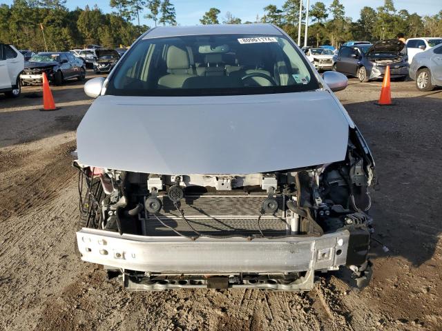 Photo 4 VIN: JTDZN3EU7GJ051649 - TOYOTA PRIUS V 